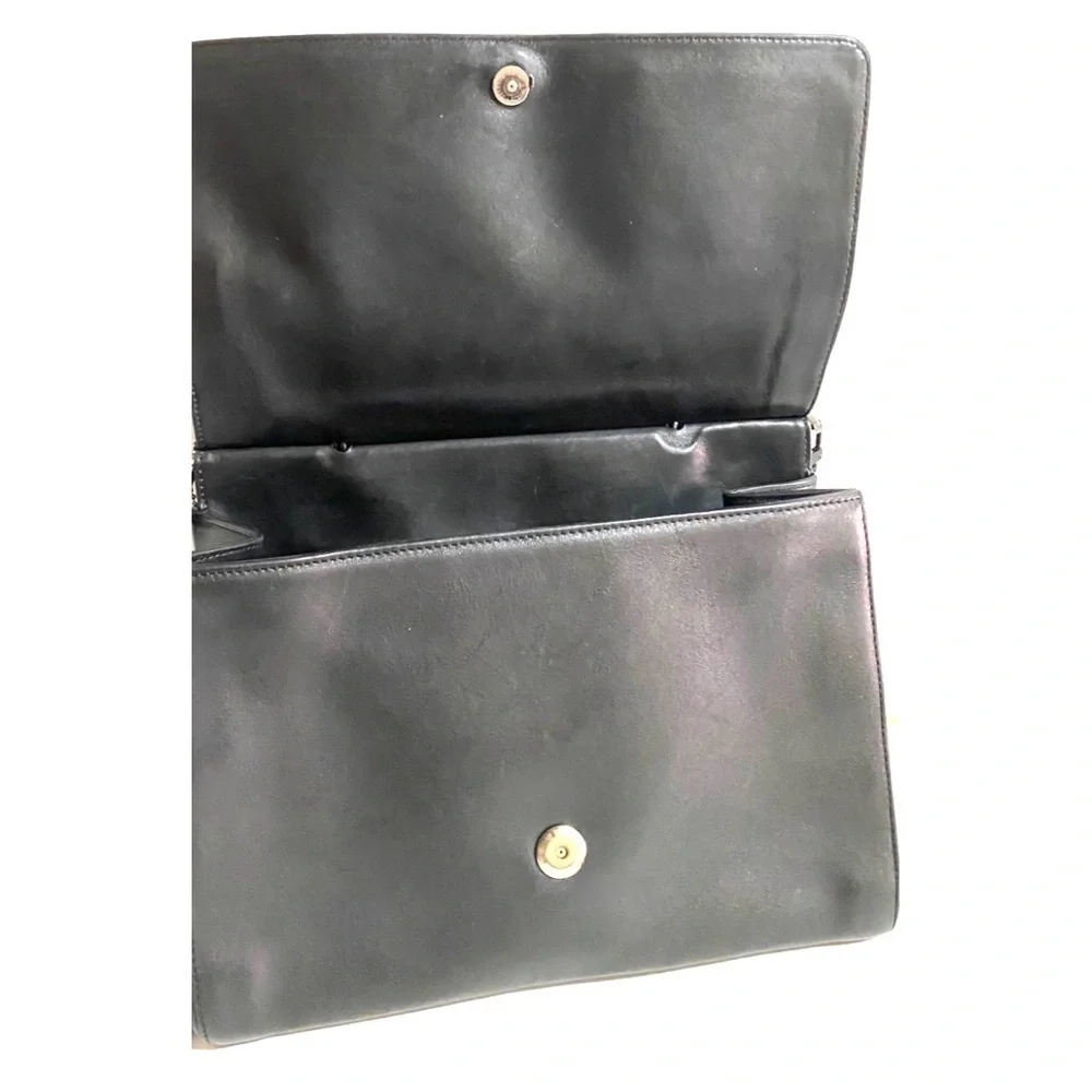 Coach vintage black leather crossbody handbag - Picture 6 of 10